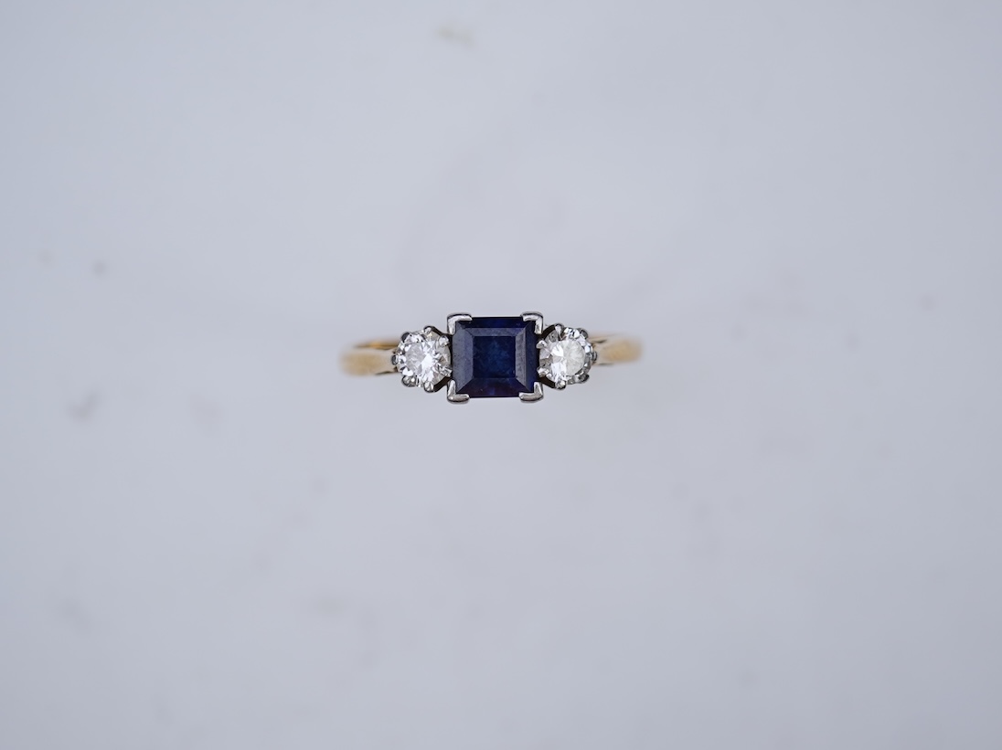 A sapphire and diamond ring